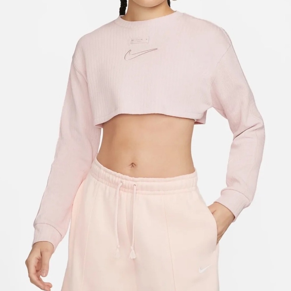 Nike Sportswear Women's Light Pink Long Sleeve Crop Top